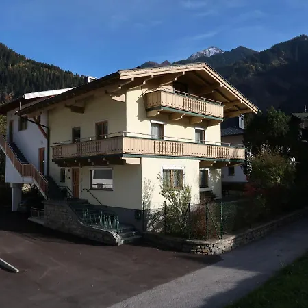 Eberharter-2 By Interhome מאיירהופן